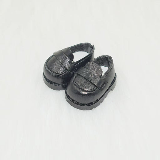 Doll shoes