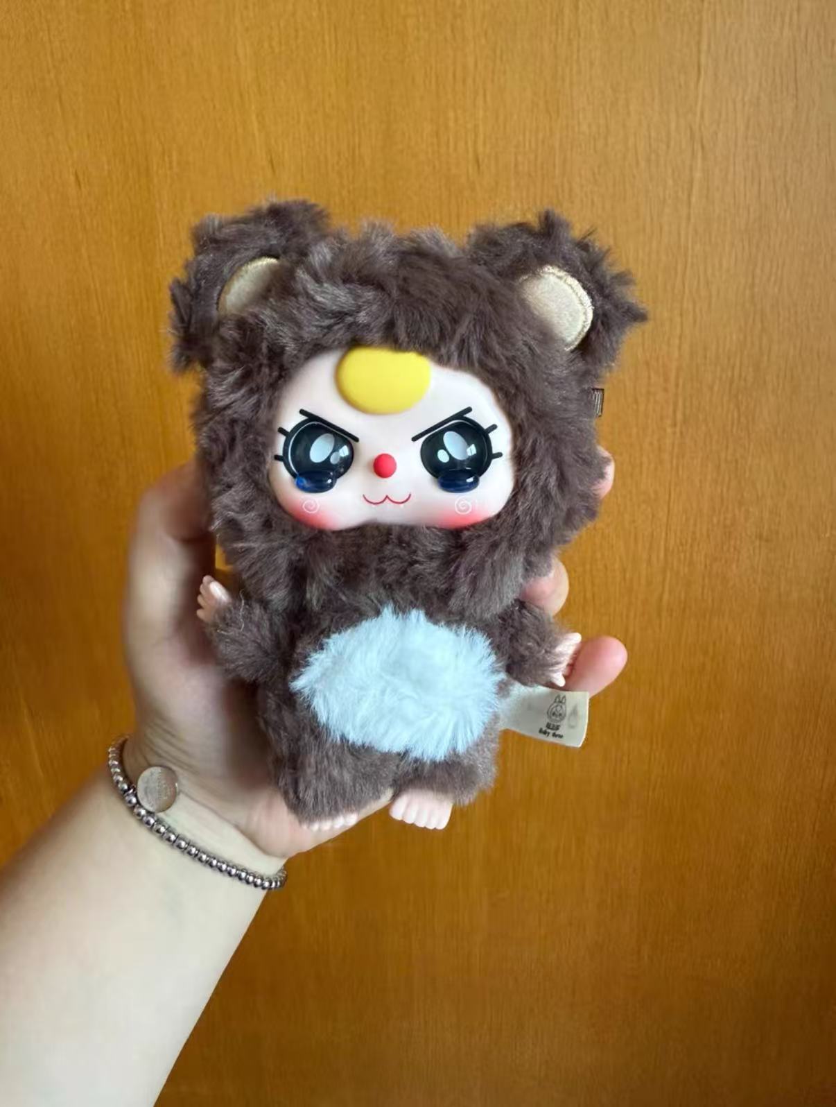 baby three romantic ocean