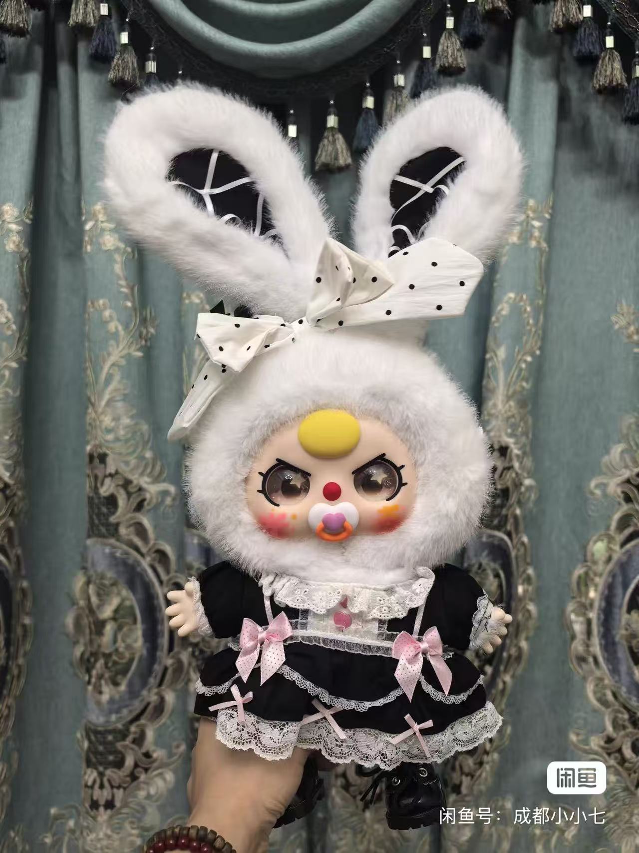 baby three romantic ocean